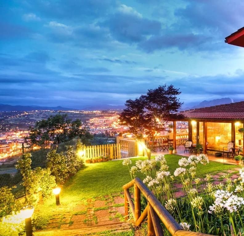 Venta Hotel en Oviedo, imagen 1